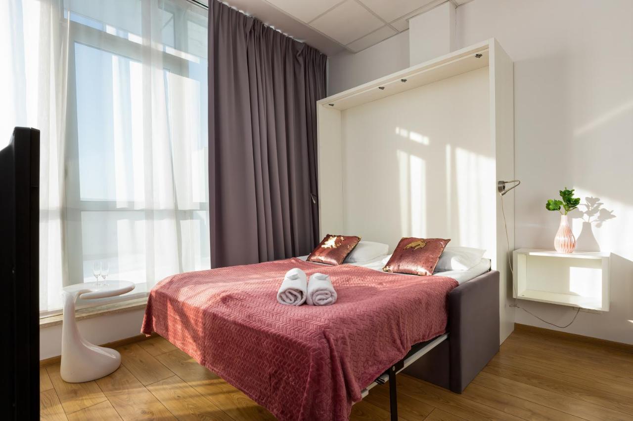 By Renters Warszawa