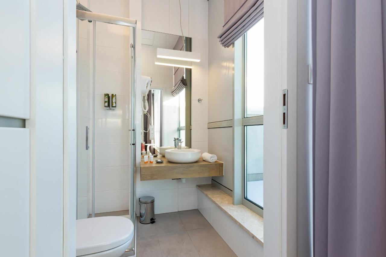 By Renters Leilighet *